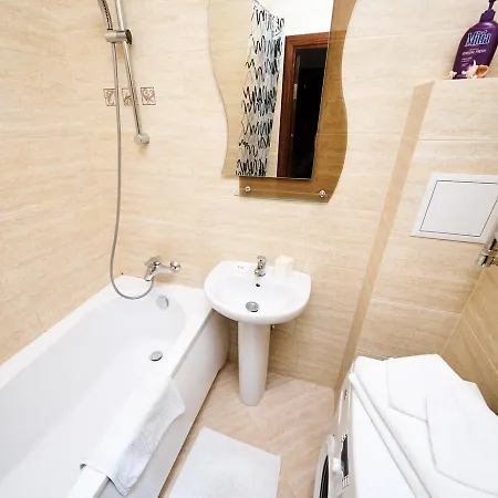 One Bedroom On Vulica Karla Marksa Daire *