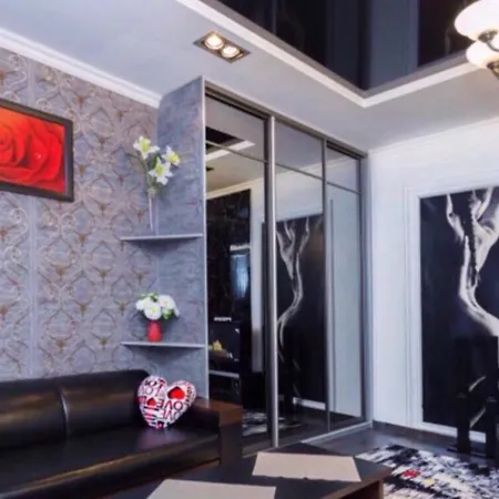 Daire One Bedroom On Vulica Karla Marksa Minsk