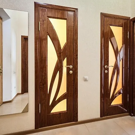 One Bedroom On Vulica Karla Marksa Апартаменты