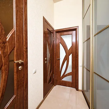 One Bedroom On Vulica Karla Marksa Минск