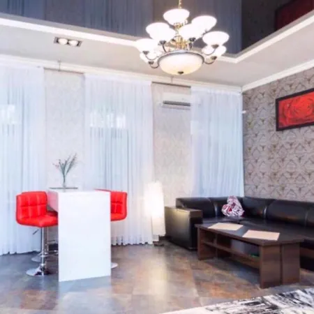 One Bedroom On Vulica Karla Marksa Минск